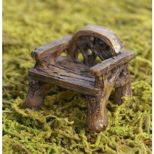 Rustikálna miniatúrna stolička